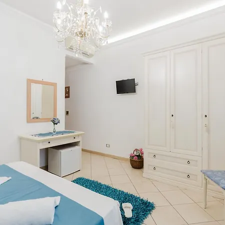 Oda ve Kahvaltı Le Ortensie 4*