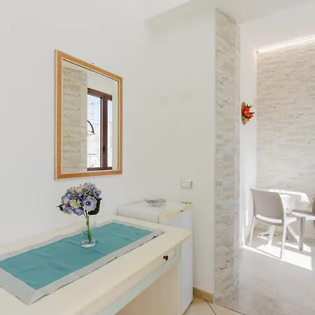 Oda ve Kahvaltı Le Ortensie San Vito Lo Capo