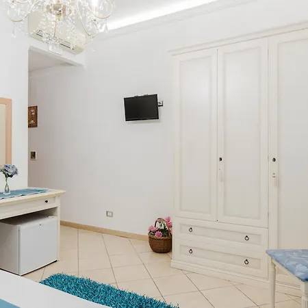 Le Ortensie Oda ve Kahvaltı 4*